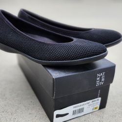 Naturalizer Flat Shoes Women 6M