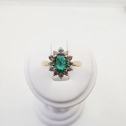 14k gold emerald & diamond ring