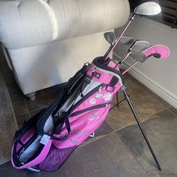 Callaway XJ Series Girls Pink Junior Kids Right Handed Golf Set 7 Clubs 33"-40"