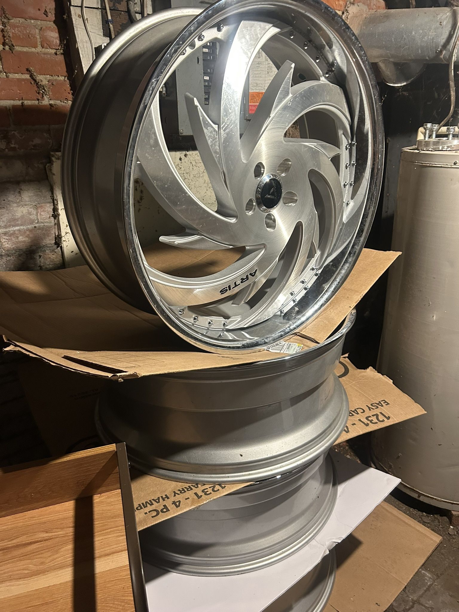 New Artis Rims 26s Staggered