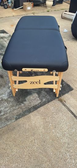 Zeel Massage Bed