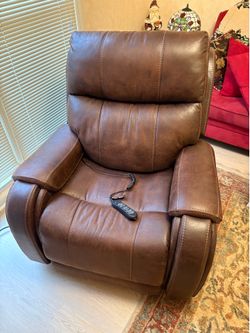 Like New - Power Lift Recliner Chair