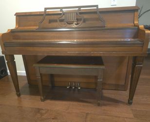 Free - Upright Piano