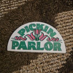 Pickin parlor magnet like new 