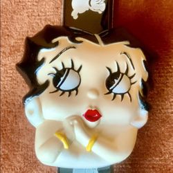 BETTY BOOP WATCH, FACE OPENS TO REVEAL TIME