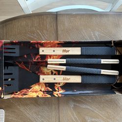 New 3 Pc BBQ Tool Set