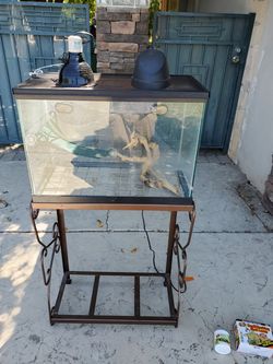 35 gal fish tank / lizards tank great condition $150
