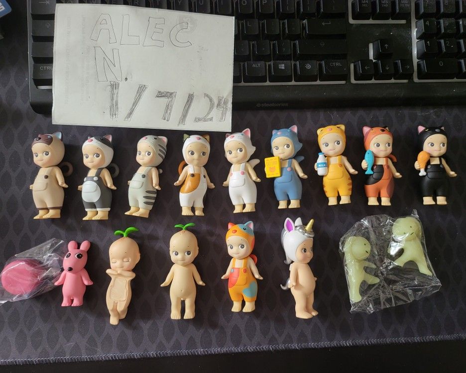 Sonny ANGEL Sale Or Trade collection SMISKI CAT LIFE, ROBBY SECRETS SPROUT HIPPER UNICORN Orange Lucky