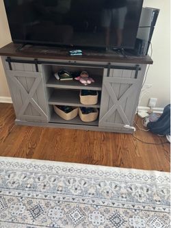Tv stand