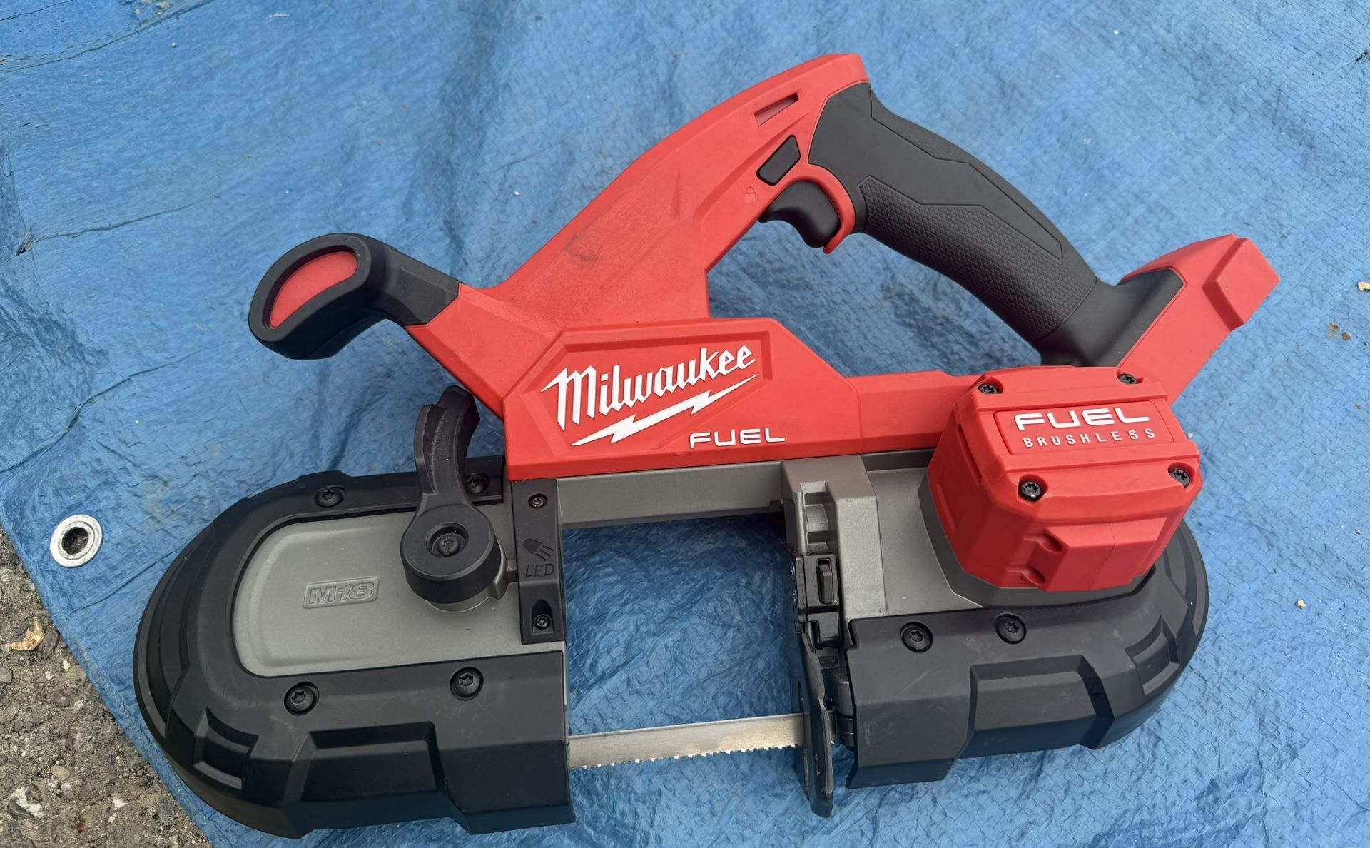Milwaukee M18 FUEL 18V Lithium-Ion Brushless Cordless Compact Bandsaw