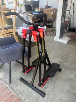 Foldable Low-Impact Cardio Trainer with LCD Monitor, Extended Stride & Non-Slip Pedals for Home Gym