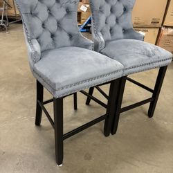  2 Pcs Velvet Bar Stools Modern Upholstered Bar Chairs 27'' Seat Height with Button Tufted Solid Wood Legs Counter Stools for Home Light Grey
