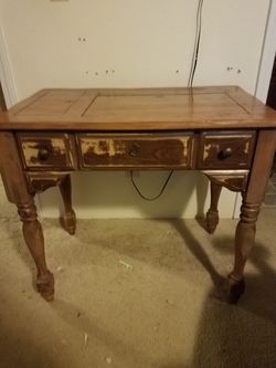 Sewing table / desk