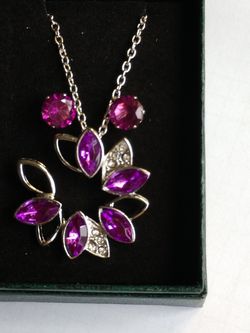 Pretty Purple Necklace & Earrings