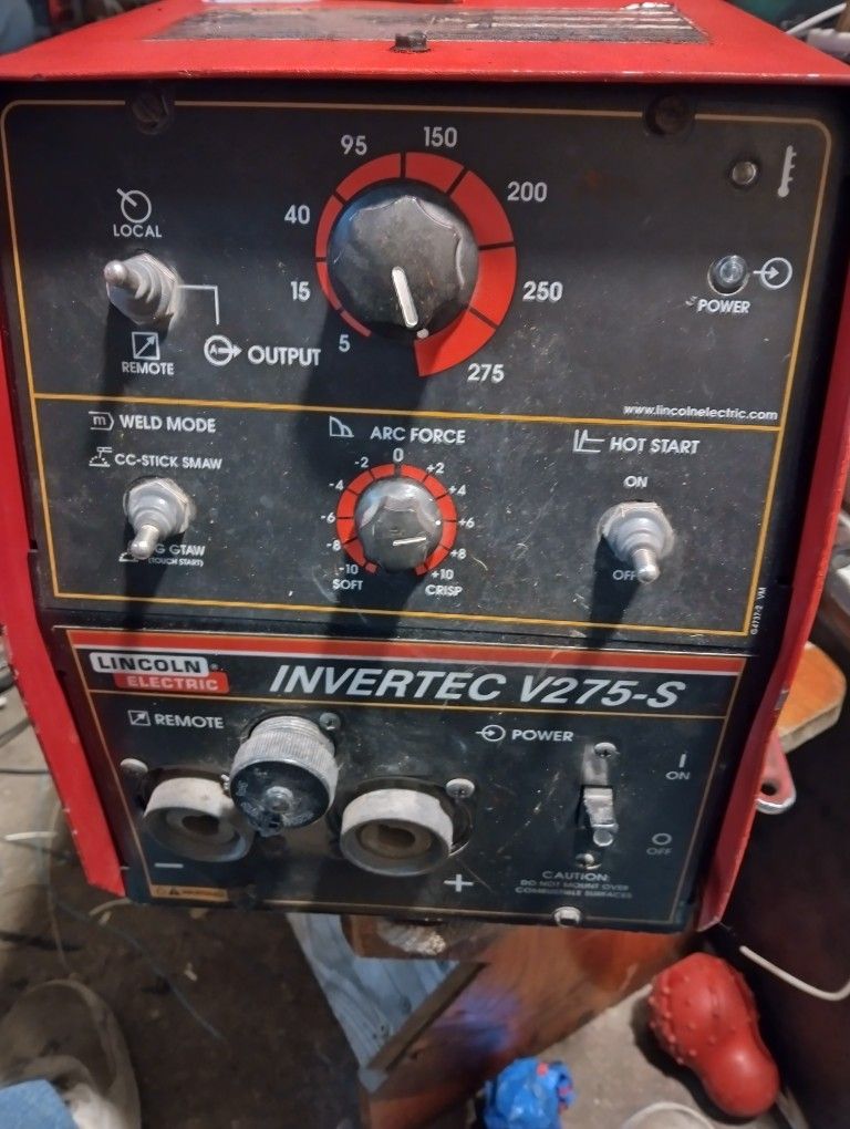 Lincoln Invertec  V275- S WELDER