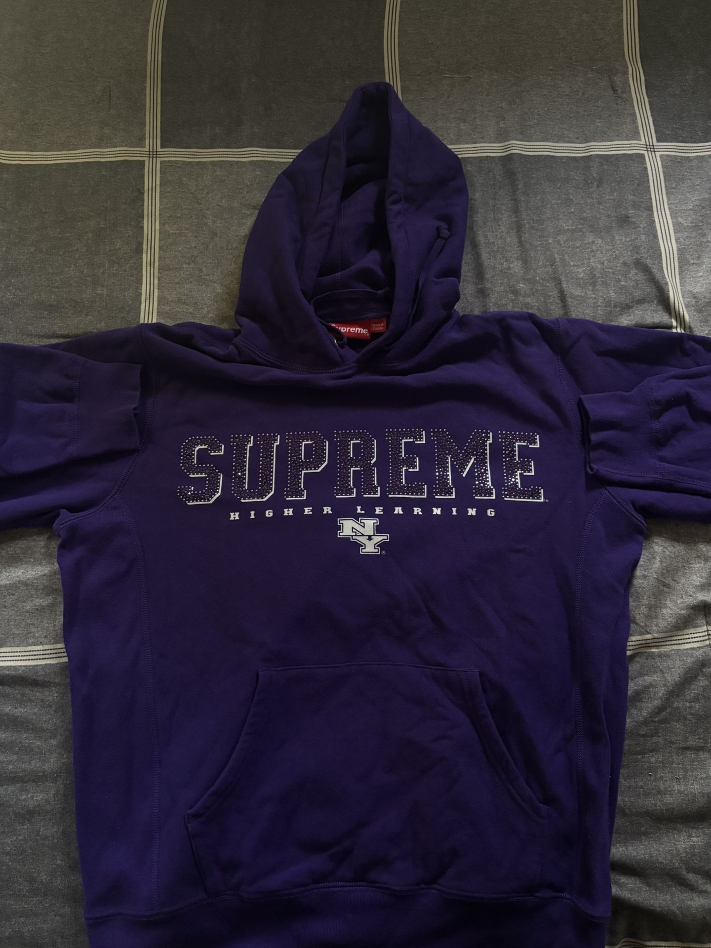 Supreme Hoodie