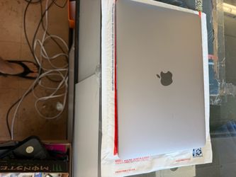 Apple MacBook Pro 13” 2017 A1708 Intel i5 8GB RAM 128GB SSD – macOS Ventura – $200