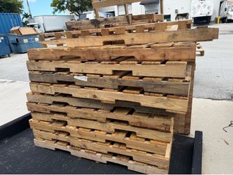 Free Pallets - come get them