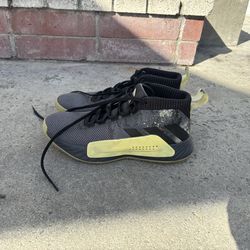 Addidas Street lights basketball shoes