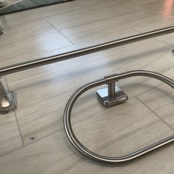 Bath accessories (shower curtain, towel rod and ring)