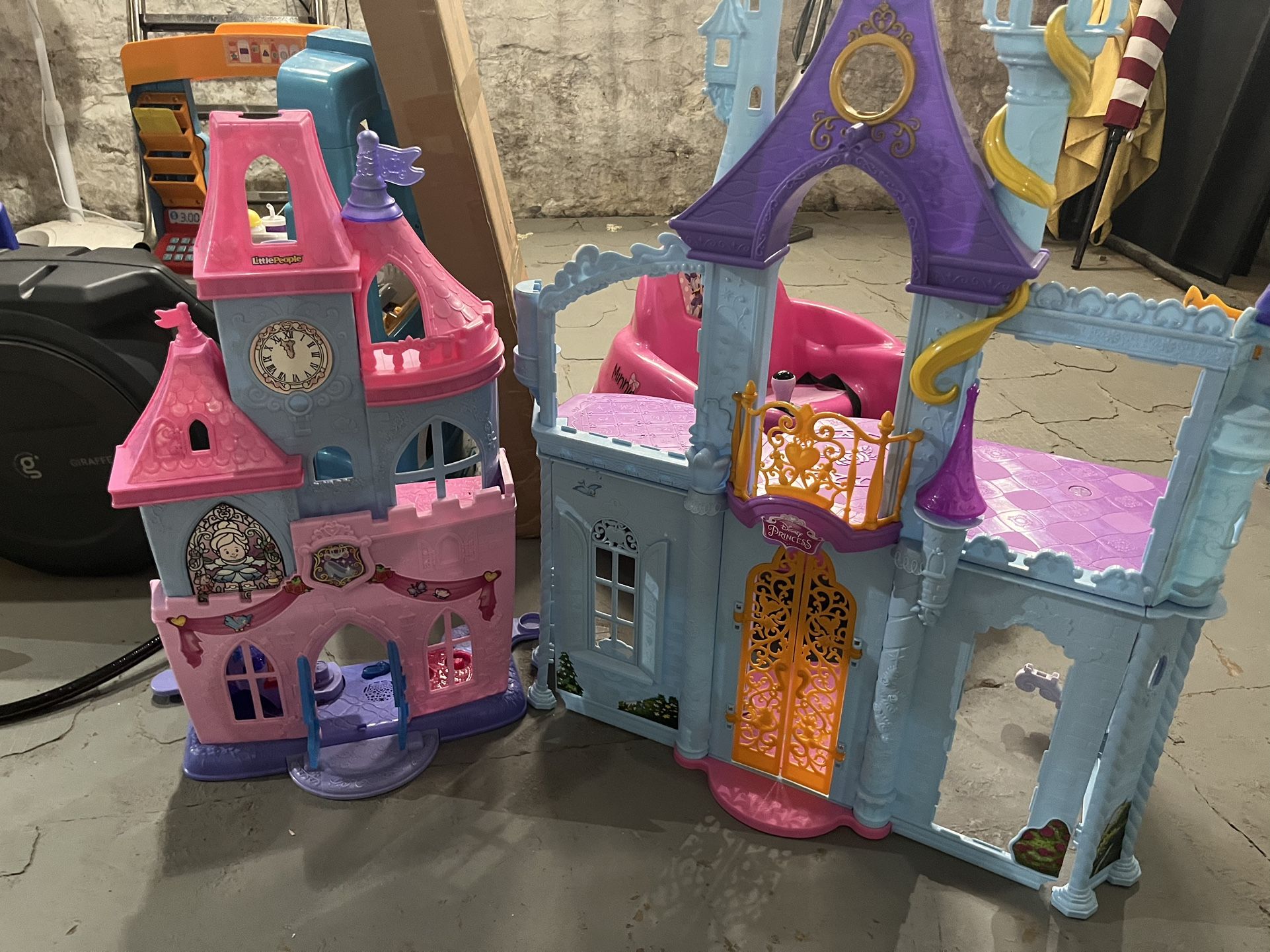 Little Tikes Step 2 Castle Tangled Little People Fisher Price 