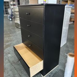 5 drawers dresser / Five drawers dresser