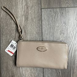 Coach Wristlet/ Wallet Taupe/ Tan with tags