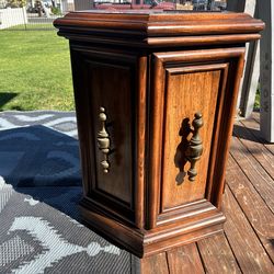 Vintage MCM Hexagonal End, Side , Lamp Table With Storage