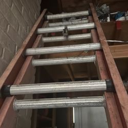 D63302-2 Werner 20ft Latter 