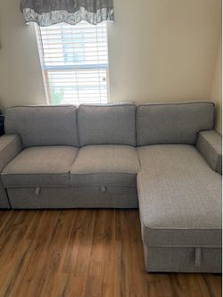 Convertible sofa/bed