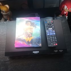 Panasonic Ub420p 4k HDR10 with OPTIMIZER with new seal free bluray movie Wonder woman