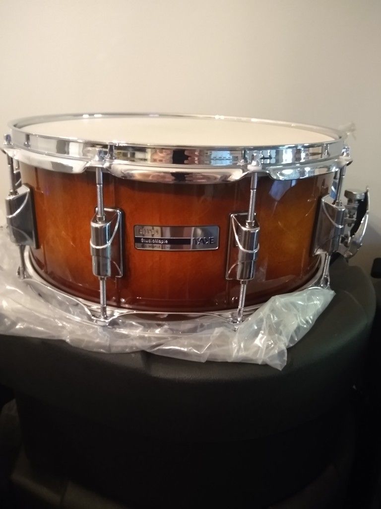 Taye Studio Maple Drums/Cases
