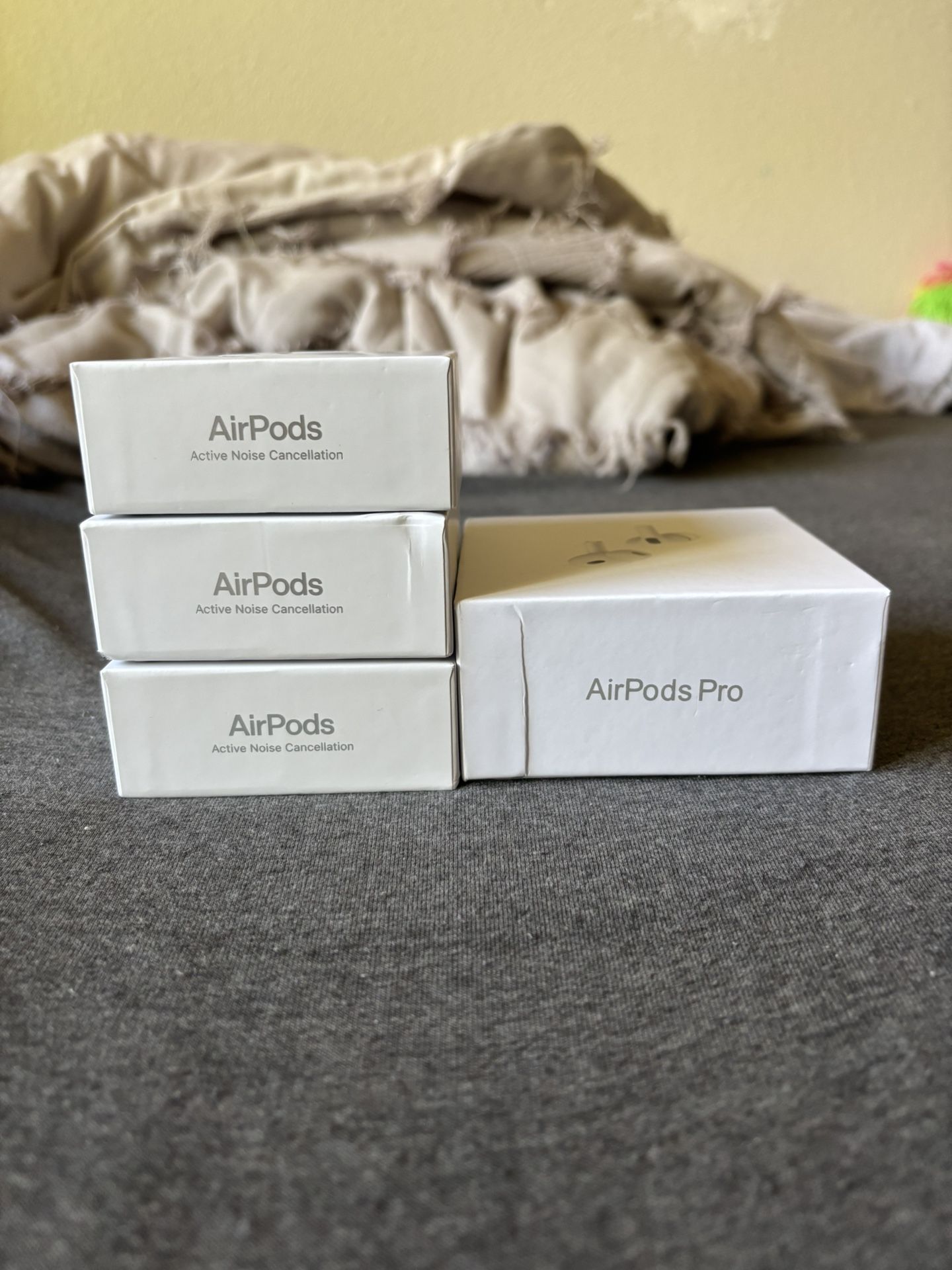 AirPod Pro 2 / AirPod 4 Active Noise Cancellation