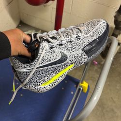 Size 10 - Nike Air Zoom GT Cut 3 Electric Pack