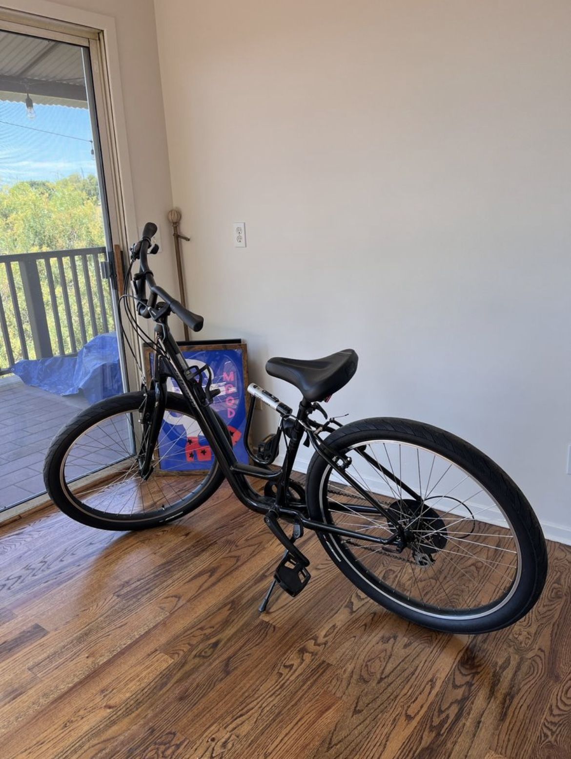 Specialized 2.0 Low Entry Bike + Kryptonite U-Lock π²