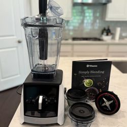 Vitamix Ascent A2500 Blender
