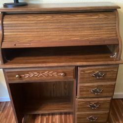 Desk Made With Wood With Rolling Top