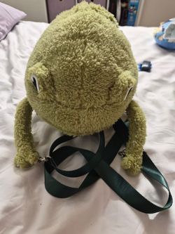Frog backpack