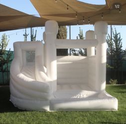 White Bounce Houesy