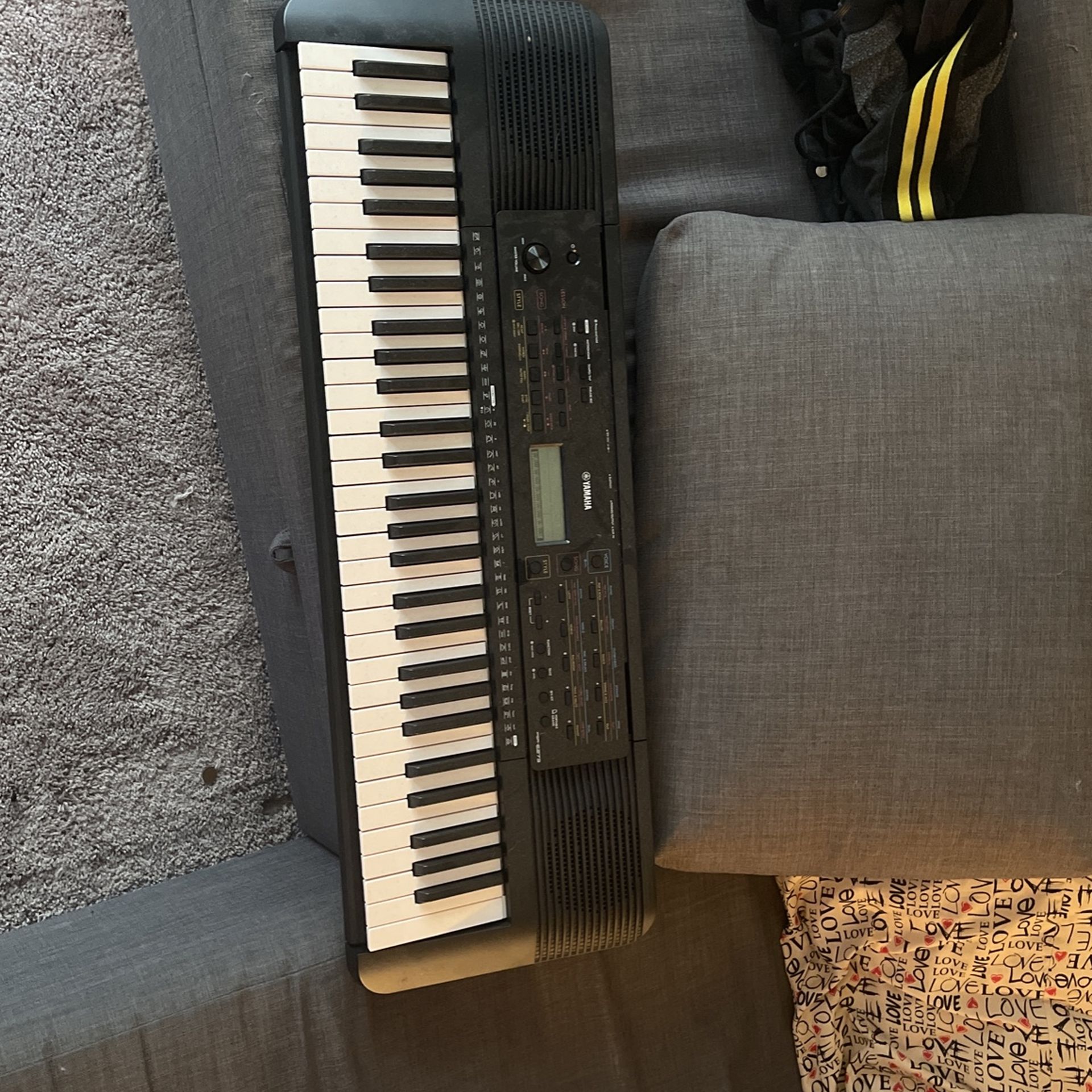 Yamaha Keyboard