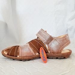 Boys Primigi Sandals Size 35