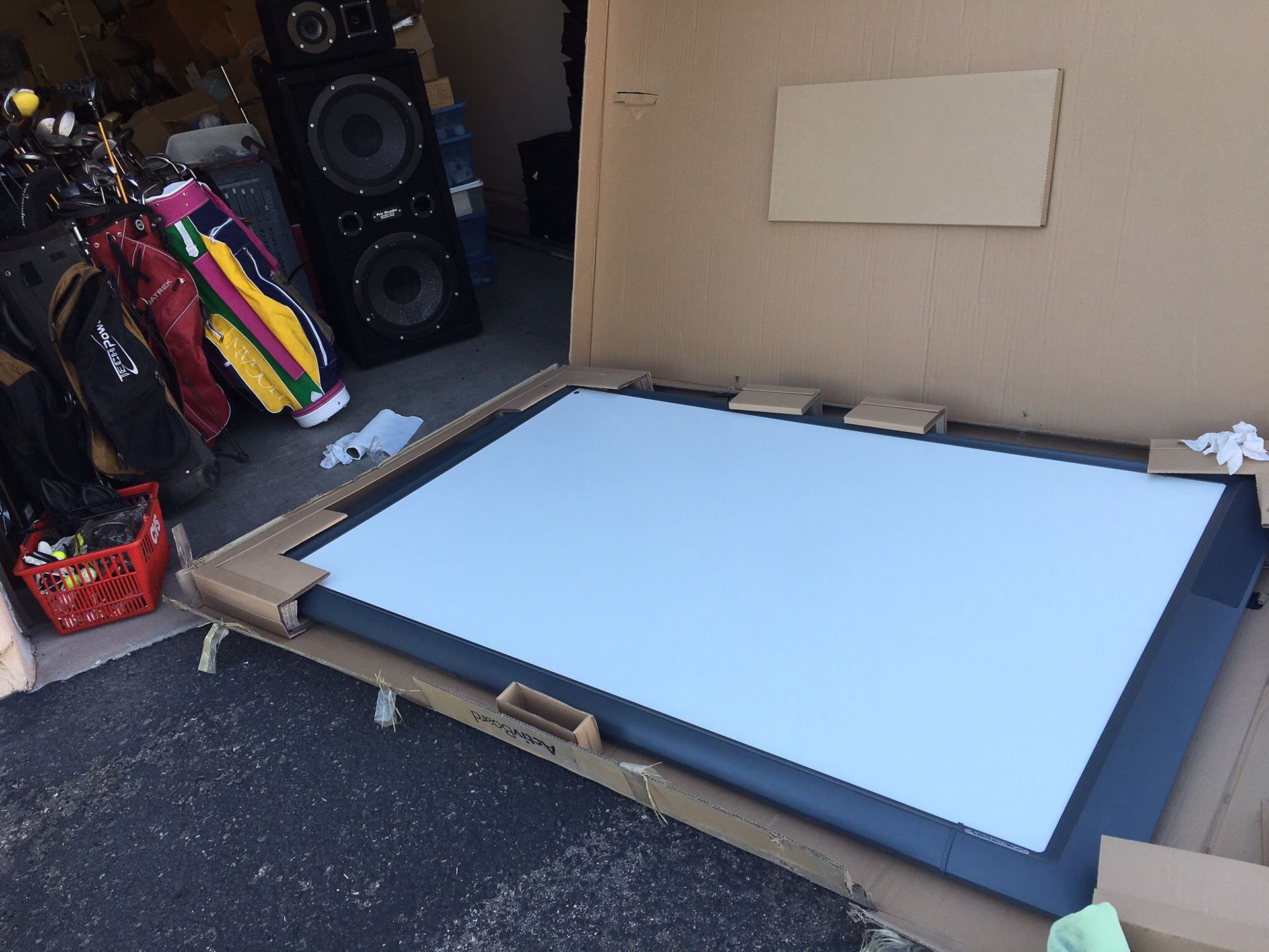 Huge (87 inch) SmartBoard -Promethean ActivBoard 587 Pro - Retails for over $3000