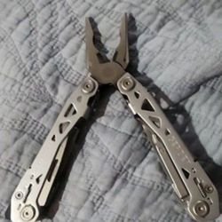 Gerber Suspension NXT 15-N-1 Multi-Tool with Pocket Clip
183

