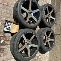 285/40/22  Range Rover Sport Rims And Tires 