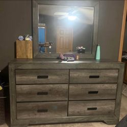 3 piece dresser set Gray