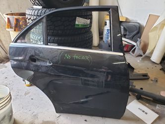 Mercedes E 350 Door
