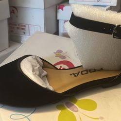 Girls black dress shoes