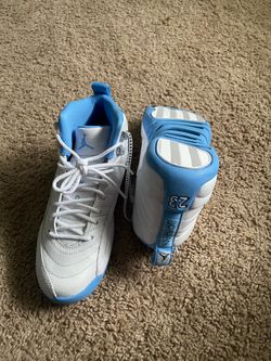 Jordan 12 boys size 5.5Y