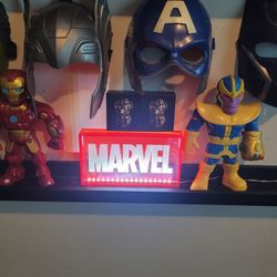 Marvel Avengers Jewelry Set  (Ring Sz 9/Earrings 