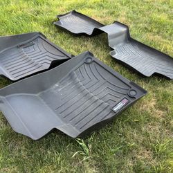 Weather Tech Mat For Mercedes Benz GLB 2021